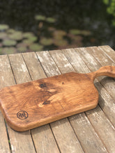 Load image into Gallery viewer, Medium sized Oak cutting board with handle. Hardwood handled serving board, perfect for cheese or bread