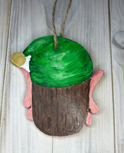 Load image into Gallery viewer, Christmas tree decorations set of 4.